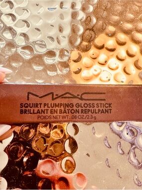 NIB 🤎 MAC Cosmetics Squirt Plumping Gloss Stick - Brown